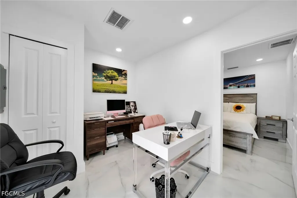 512 NW 24th Avenue Cape Coral FL 33993