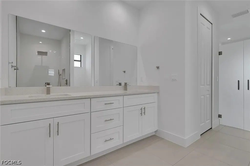 2208 NE 9th Avenue Cape Coral FL 33909
