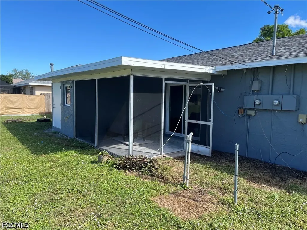 1312 SE 24th Avenue Cape Coral FL 33990