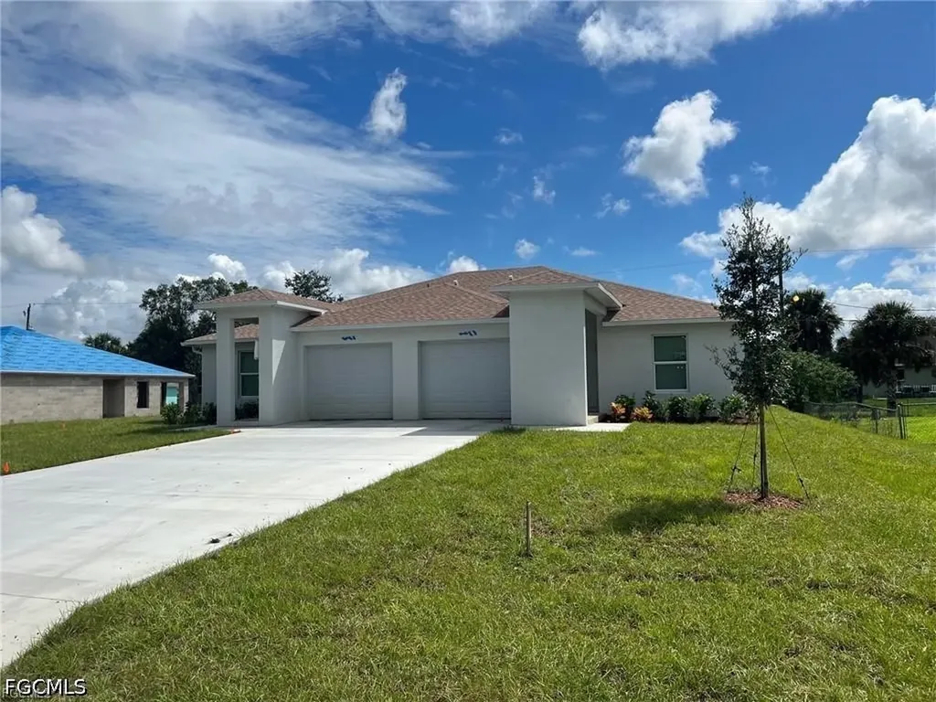 6064 Laurelwood Drive Fort Myers FL 33905