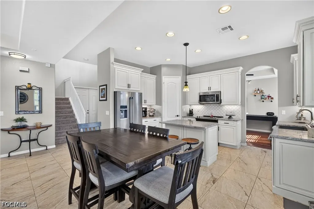 2659 Amber Lake Drive Cape Coral FL 33909