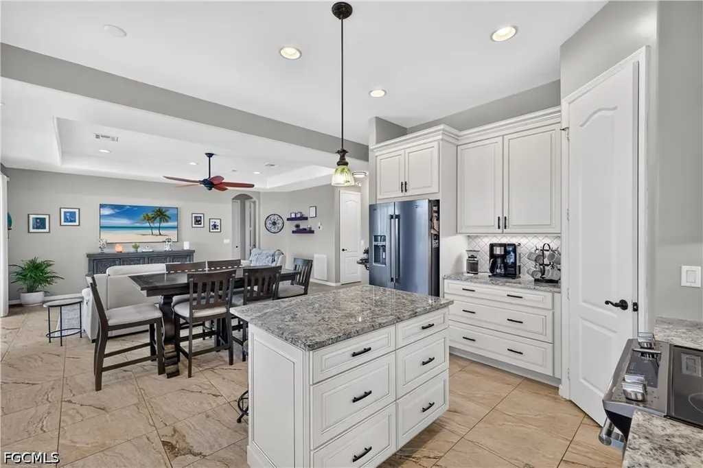 2659 Amber Lake Drive Cape Coral FL 33909