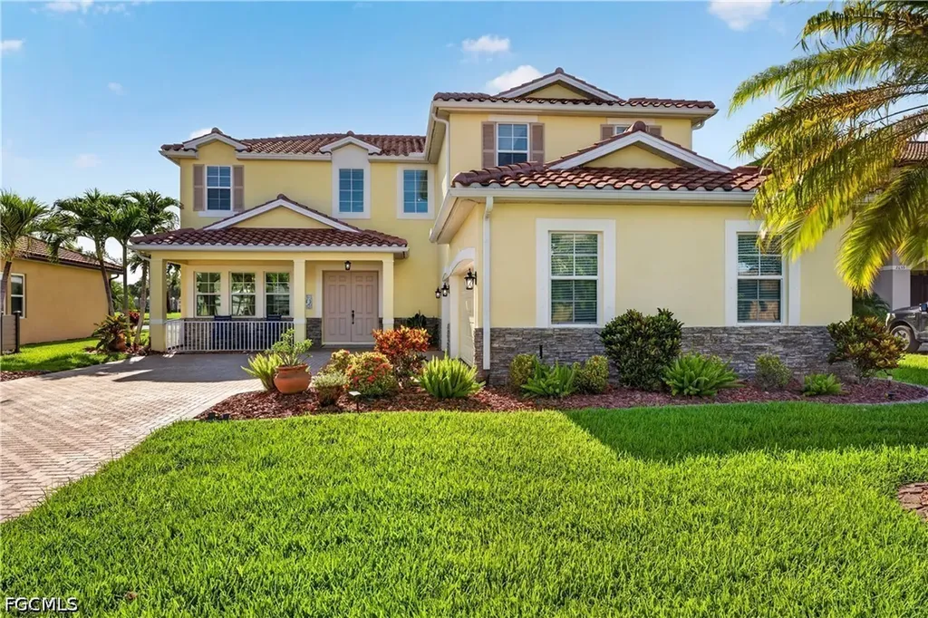 2659 Amber Lake Drive Cape Coral FL 33909