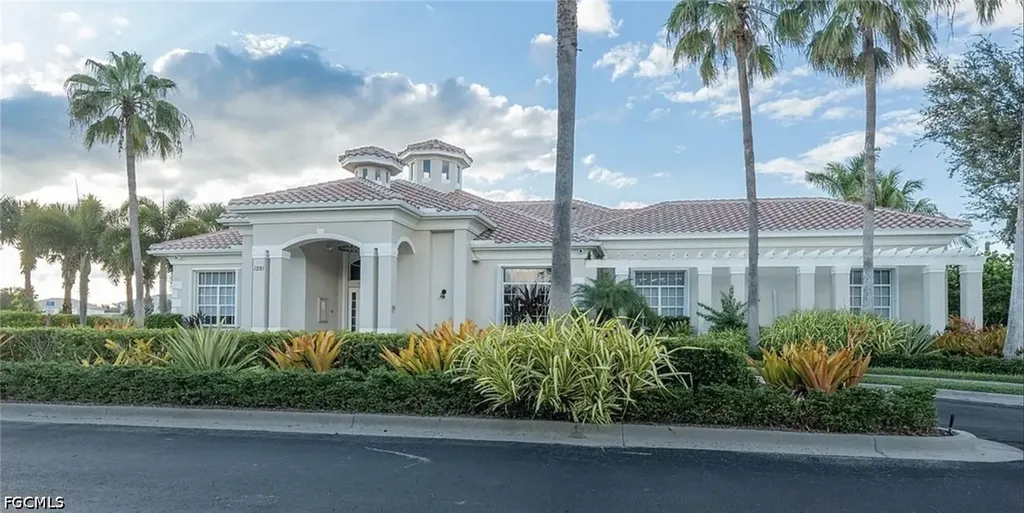 2659 Amber Lake Drive Cape Coral FL 33909