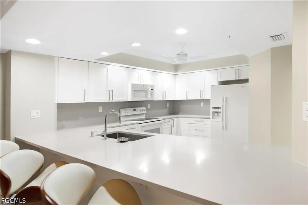 21 Bluebill Avenue Naples FL 34108