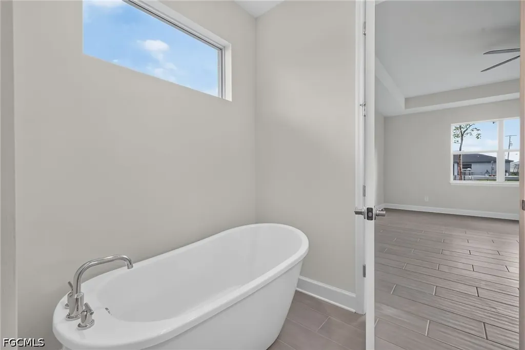 633 SW 13th Street Cape Coral FL 33991