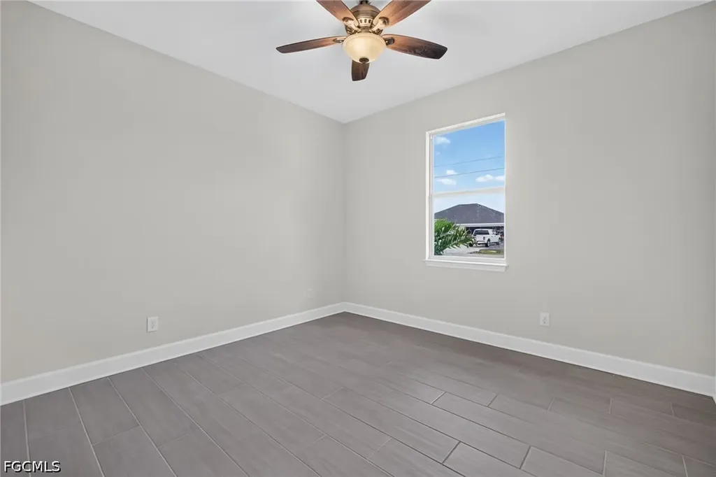 633 SW 13th Street Cape Coral FL 33991
