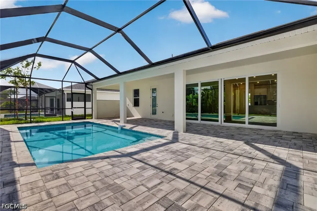 633 SW 13th Street Cape Coral FL 33991