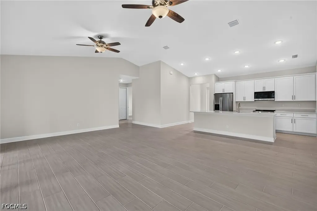 633 SW 13th Street Cape Coral FL 33991
