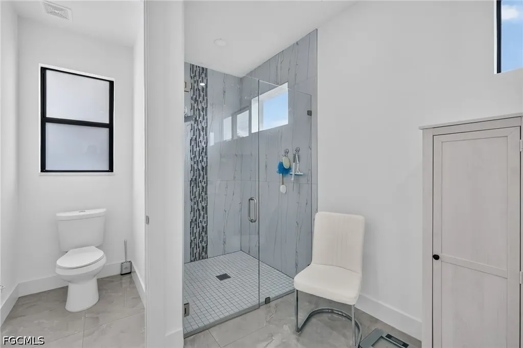 228 SW 31st Place Cape Coral FL 33991