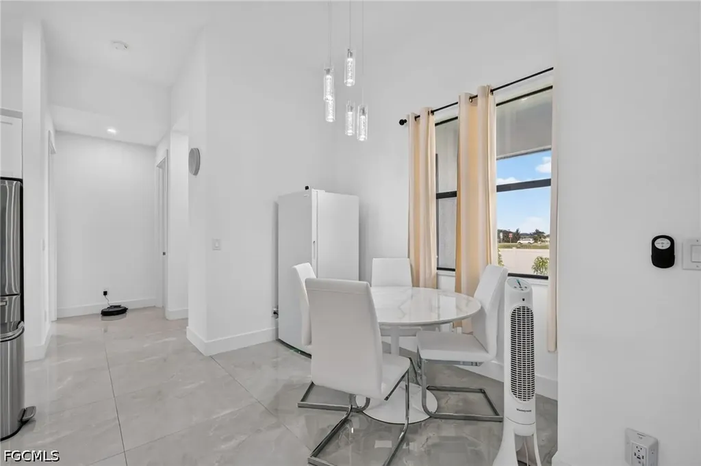 228 SW 31st Place Cape Coral FL 33991