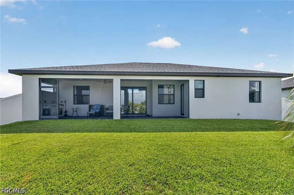 228 SW 31st Place Cape Coral FL 33991