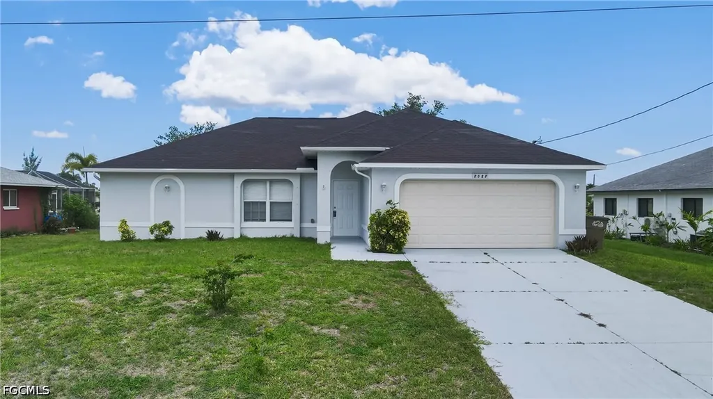 2022 SW 15th Avenue Cape Coral FL 33991