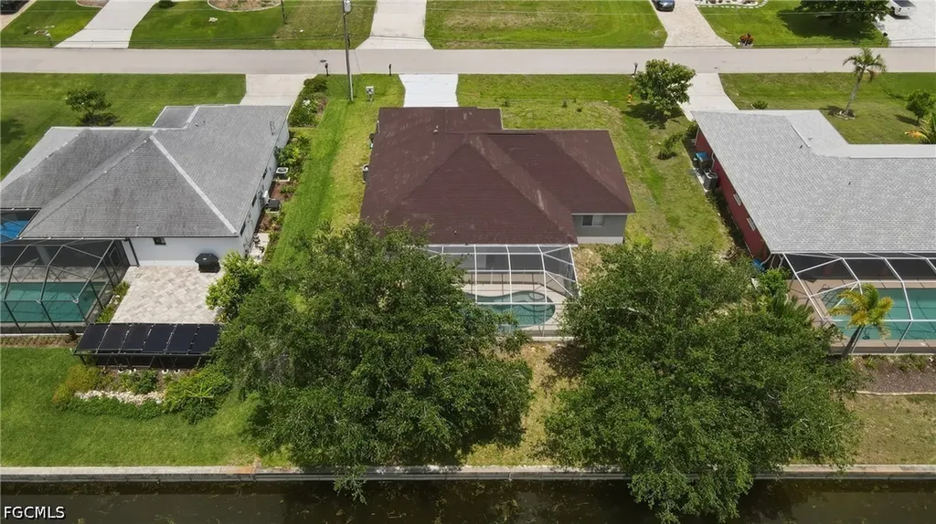 2022 SW 15th Avenue Cape Coral FL 33991
