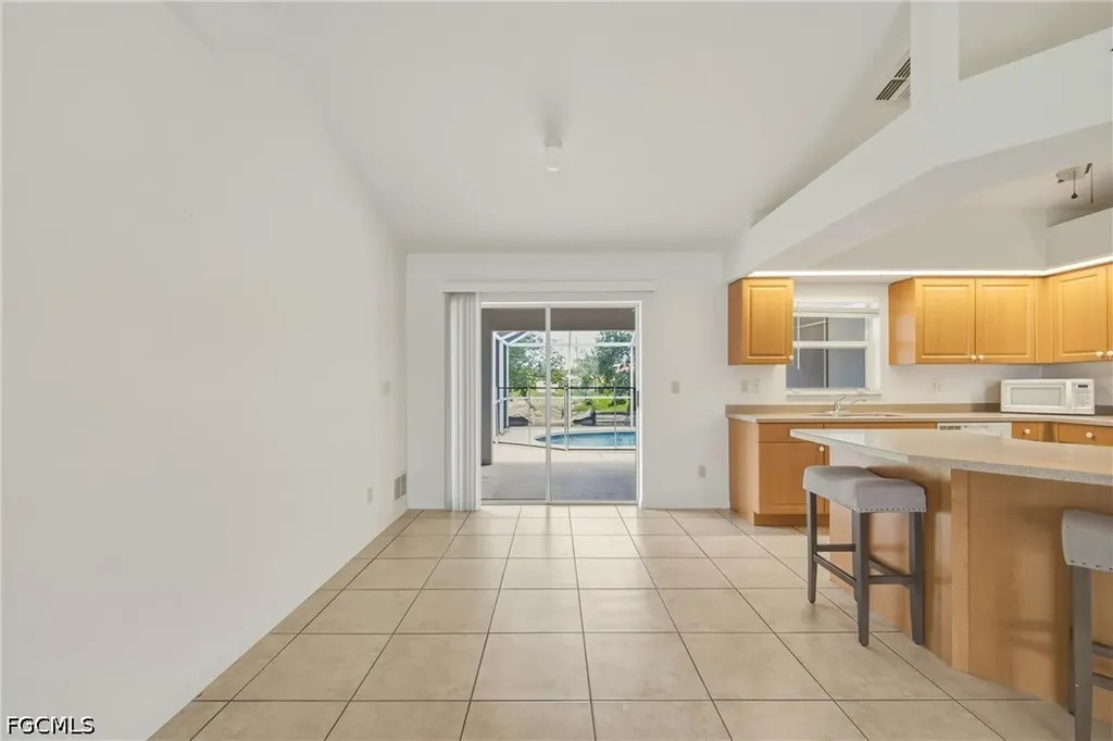 2022 SW 15th Avenue Cape Coral FL 33991