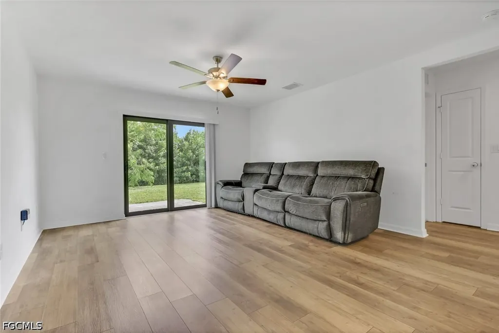 219 NW 25th Terrace Cape Coral FL 33993