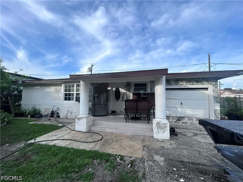 415 Fairfax Drive Fort Myers FL 33905