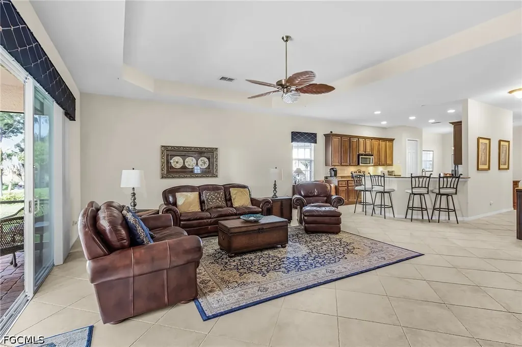 9132 Leatherwood Loop Lehigh Acres FL 33936