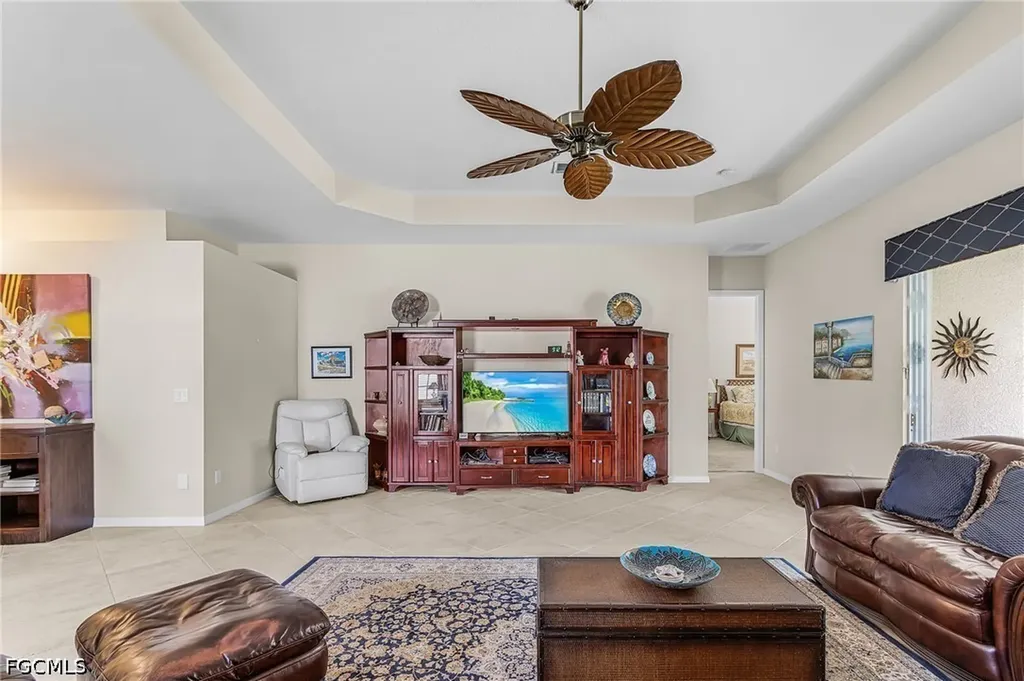 9132 Leatherwood Loop Lehigh Acres FL 33936