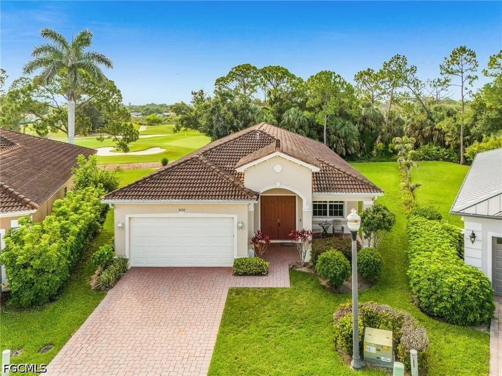 9132 Leatherwood Loop Lehigh Acres FL 33936