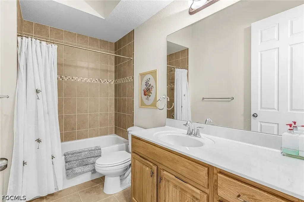 9132 Leatherwood Loop Lehigh Acres FL 33936