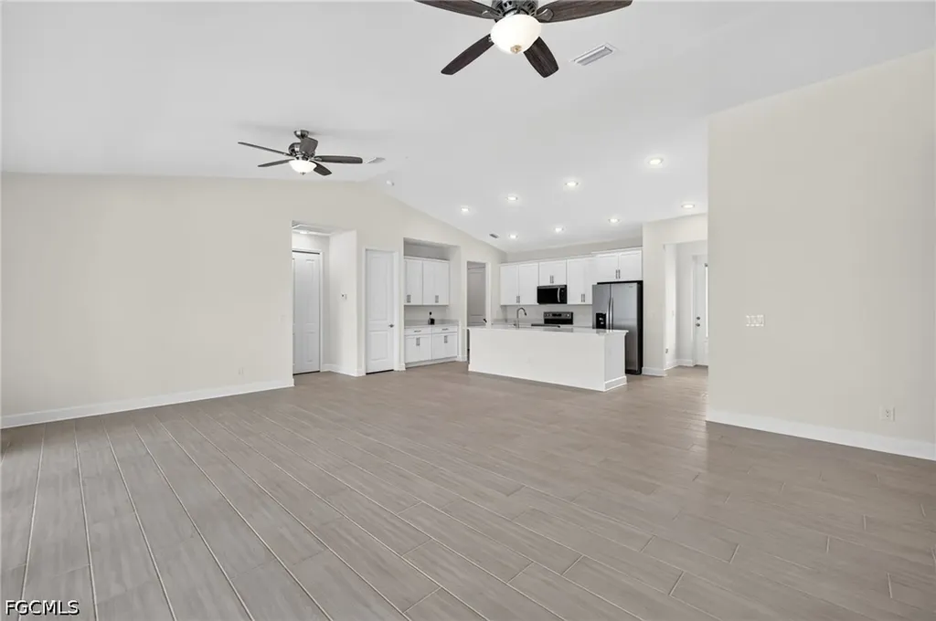 29 NE 20th Court Cape Coral FL 33914