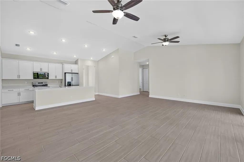 29 NE 20th Court Cape Coral FL 33914