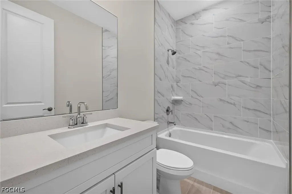 29 NE 20th Court Cape Coral FL 33914