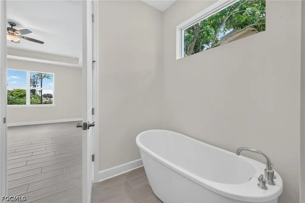 29 NE 20th Court Cape Coral FL 33914