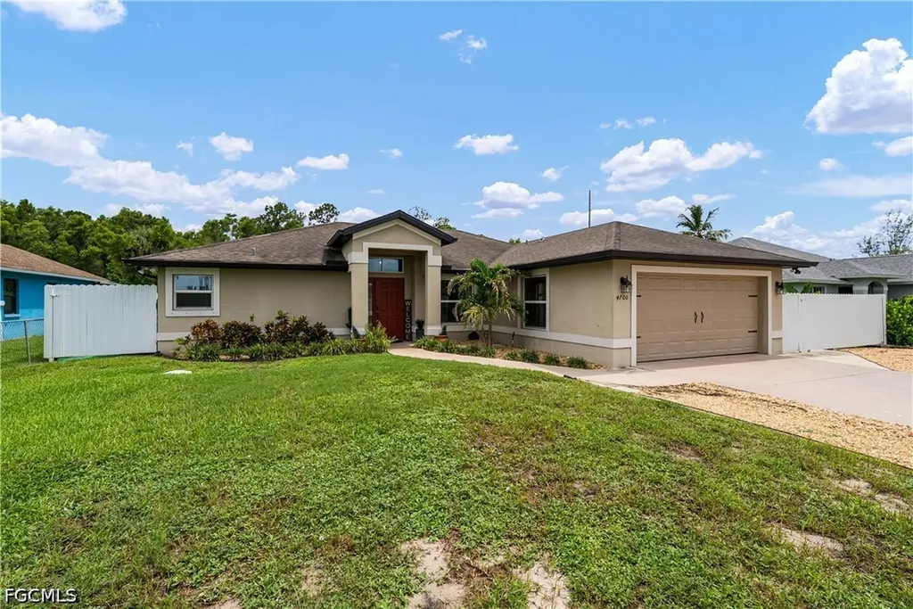 4700 32nd Avenue SW Naples FL 34116