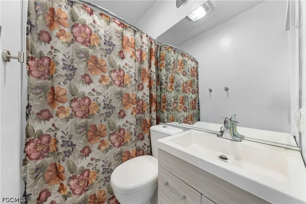 4700 32nd Avenue SW Naples FL 34116