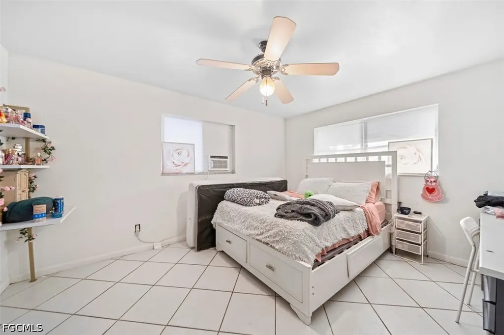 27 NE 20th Avenue Cape Coral FL 33909