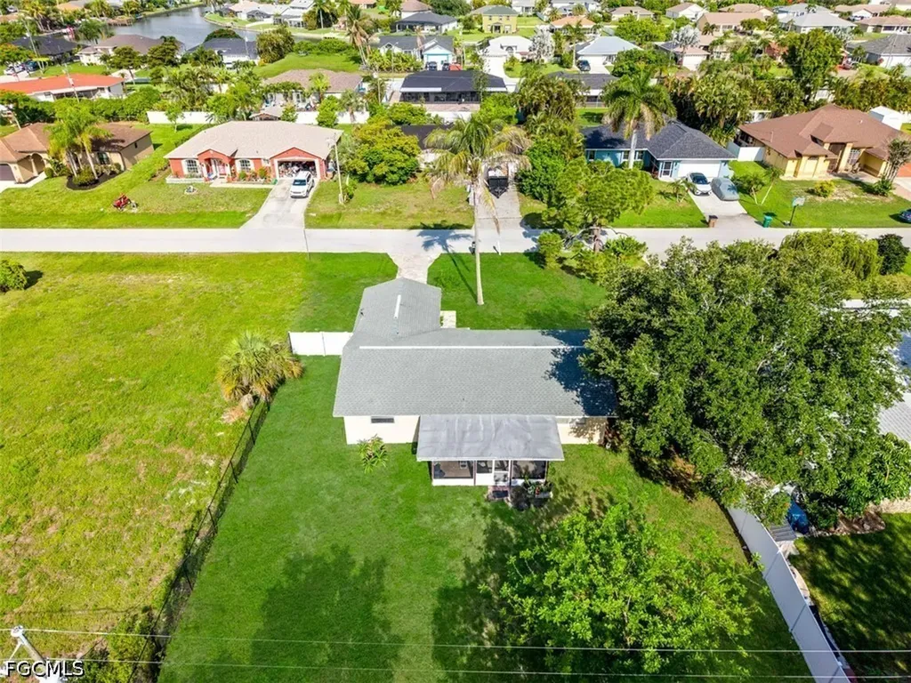 27 NE 20th Avenue Cape Coral FL 33909