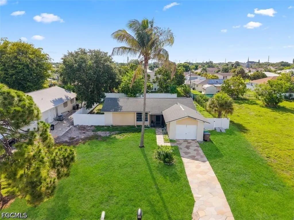 27 NE 20th Avenue Cape Coral FL 33909