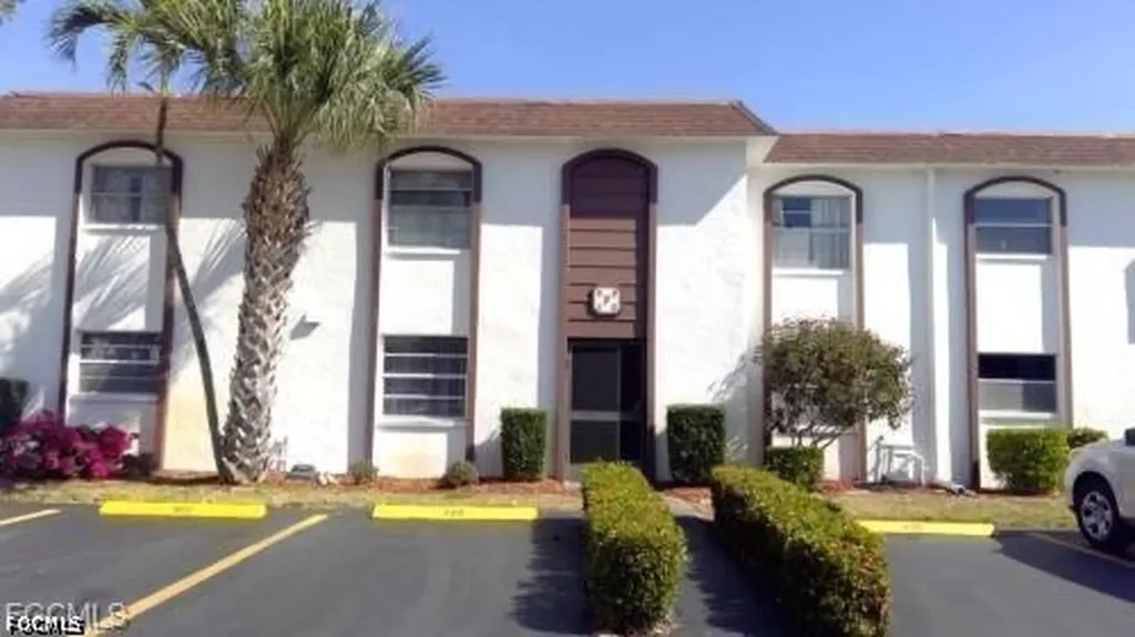 2828 Jackson Street Fort Myers FL 33901
