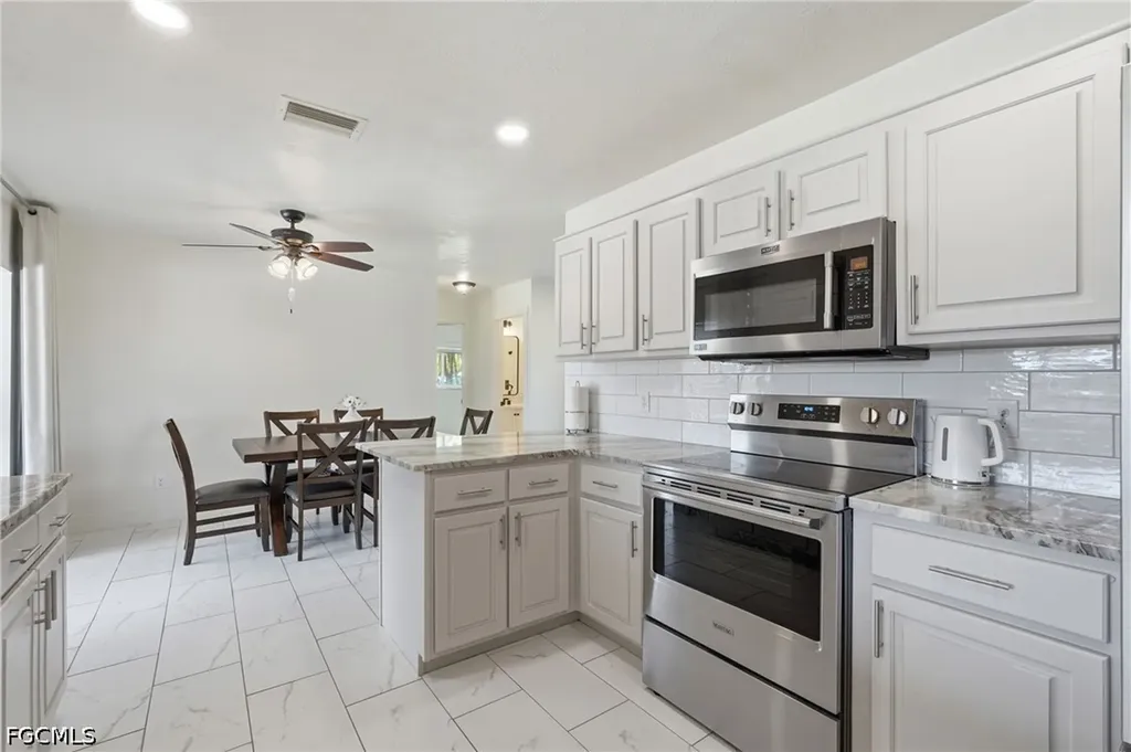 1446 SE 13th Street Cape Coral FL 33990