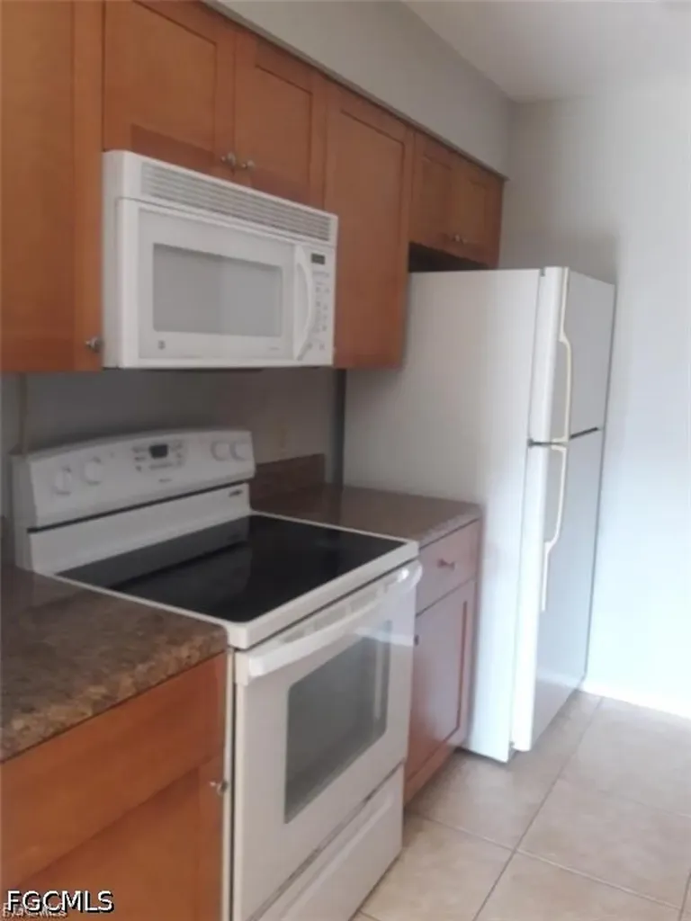 5315 Summerlin Road Fort Myers FL 33919