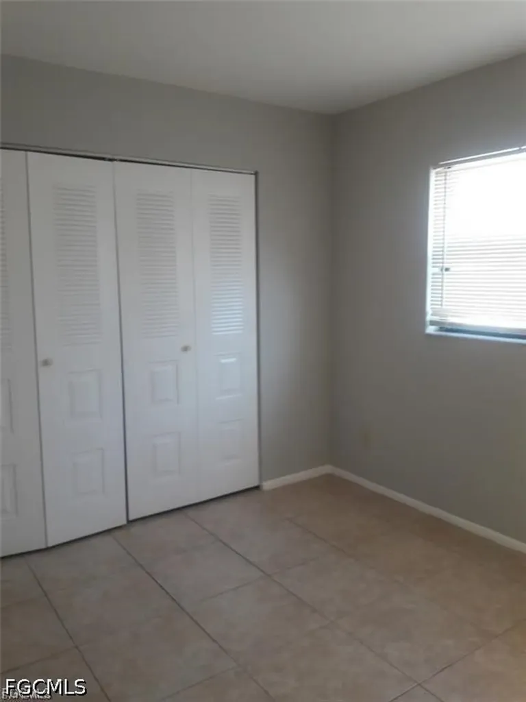 5315 Summerlin Road Fort Myers FL 33919