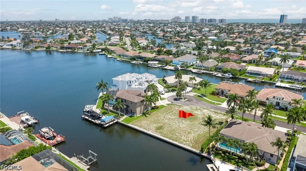 375 Wales Court Marco Island FL 34145