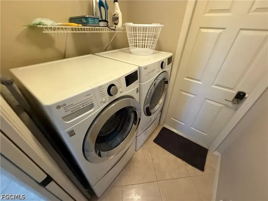 3005 SW 8th Place Cape Coral FL 33914