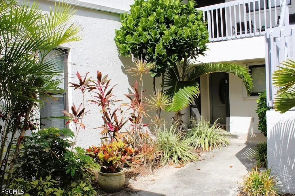 6328 Sugar Bush Lane Fort Myers FL 33908