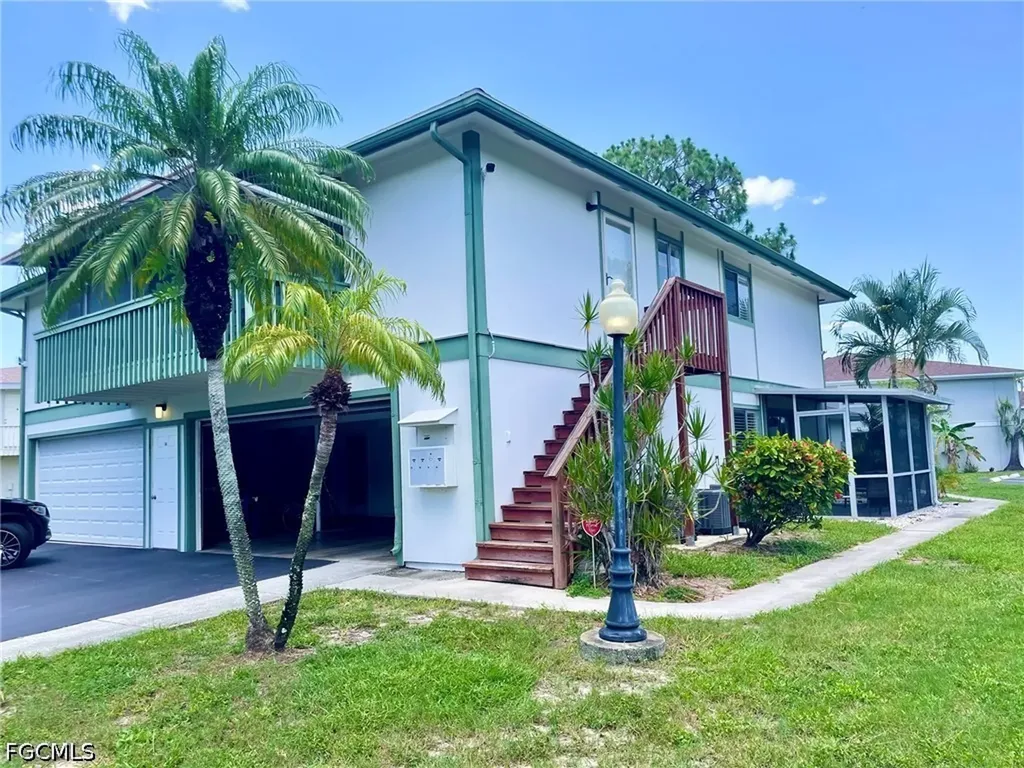 Fort Myers FL, 3361 New South Province Boulevard, Unit 2