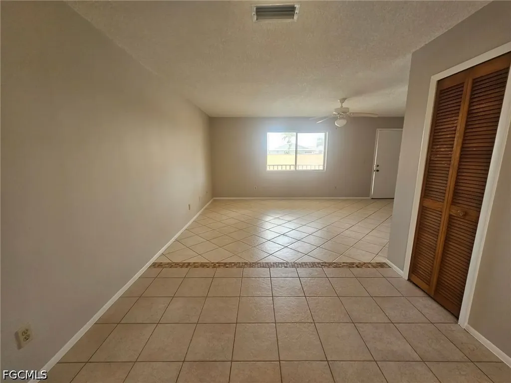 1221 SE 46th Lane Cape Coral FL 33904