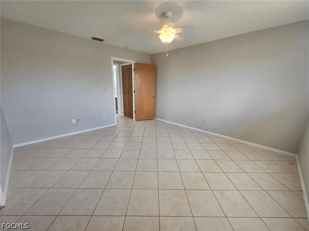 1221 SE 46th Lane Cape Coral FL 33904