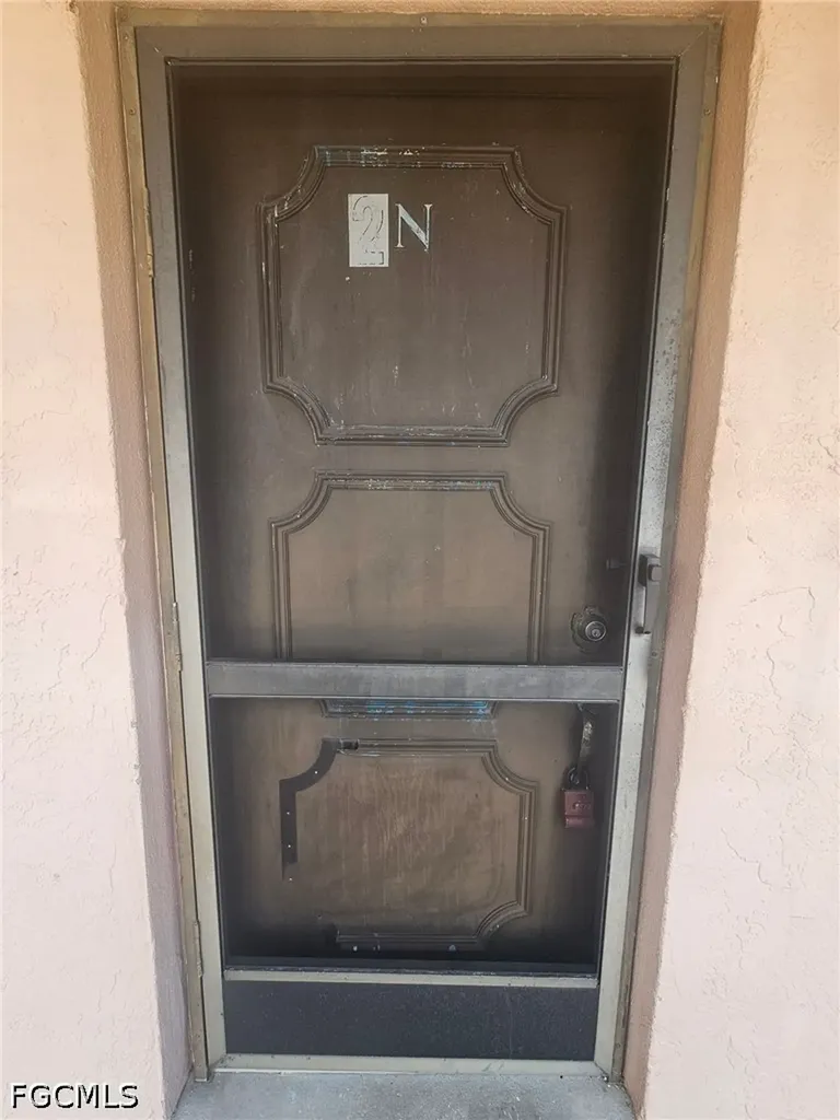 1221 SE 46th Lane Cape Coral FL 33904