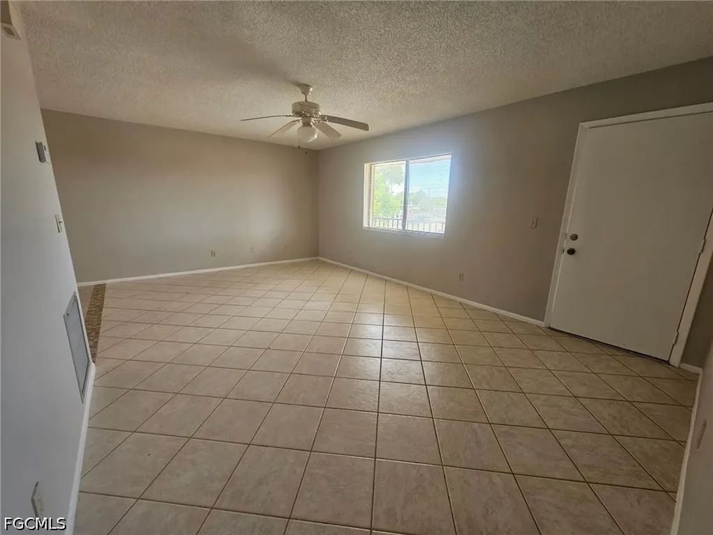 1221 SE 46th Lane Cape Coral FL 33904