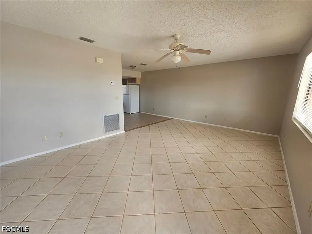 1221 SE 46th Lane Cape Coral FL 33904