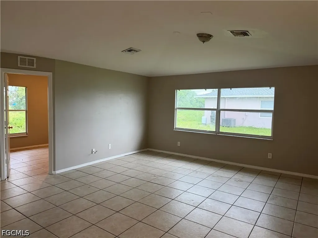 4543 21st Street SW Lehigh Acres FL 33973