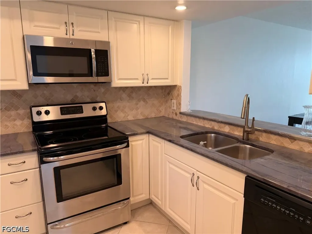 25806 Cockleshell Drive Bonita Springs FL 34135