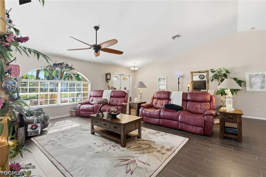 8867 Staghorn Way Fort Myers FL 33908